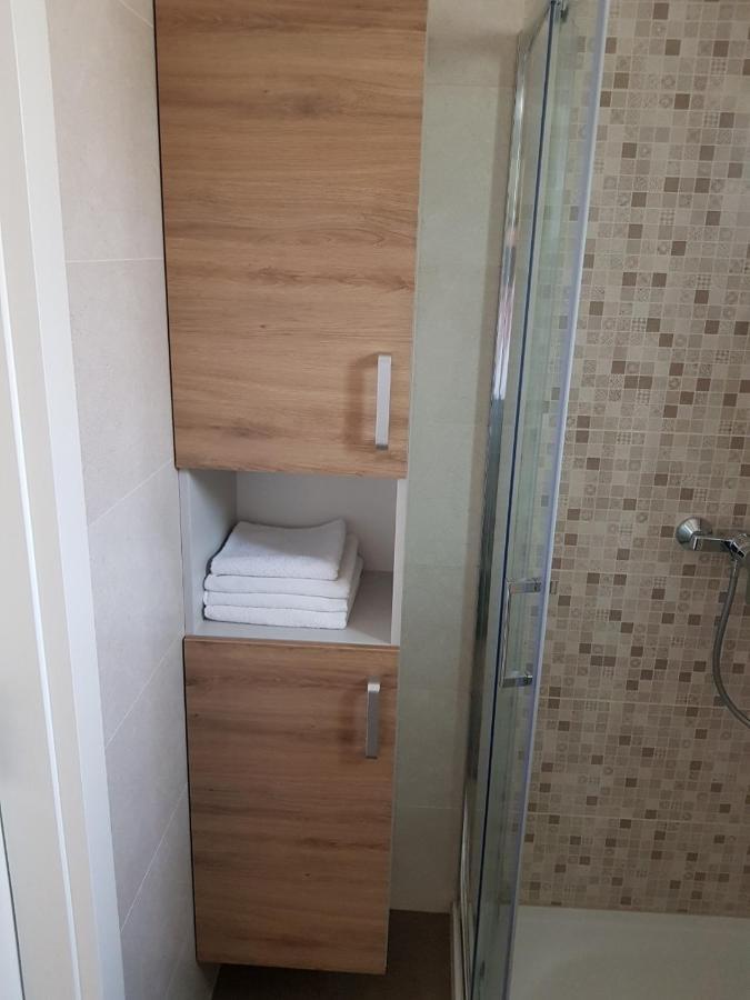 Apartman Luka Novigrad Istria エクステリア 写真
